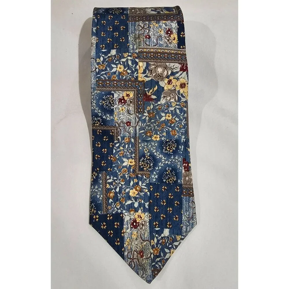 Silk Neckties(3), Van Huesen,Bill‎ Blass, and Calvin Klein Ties (Can seperate)